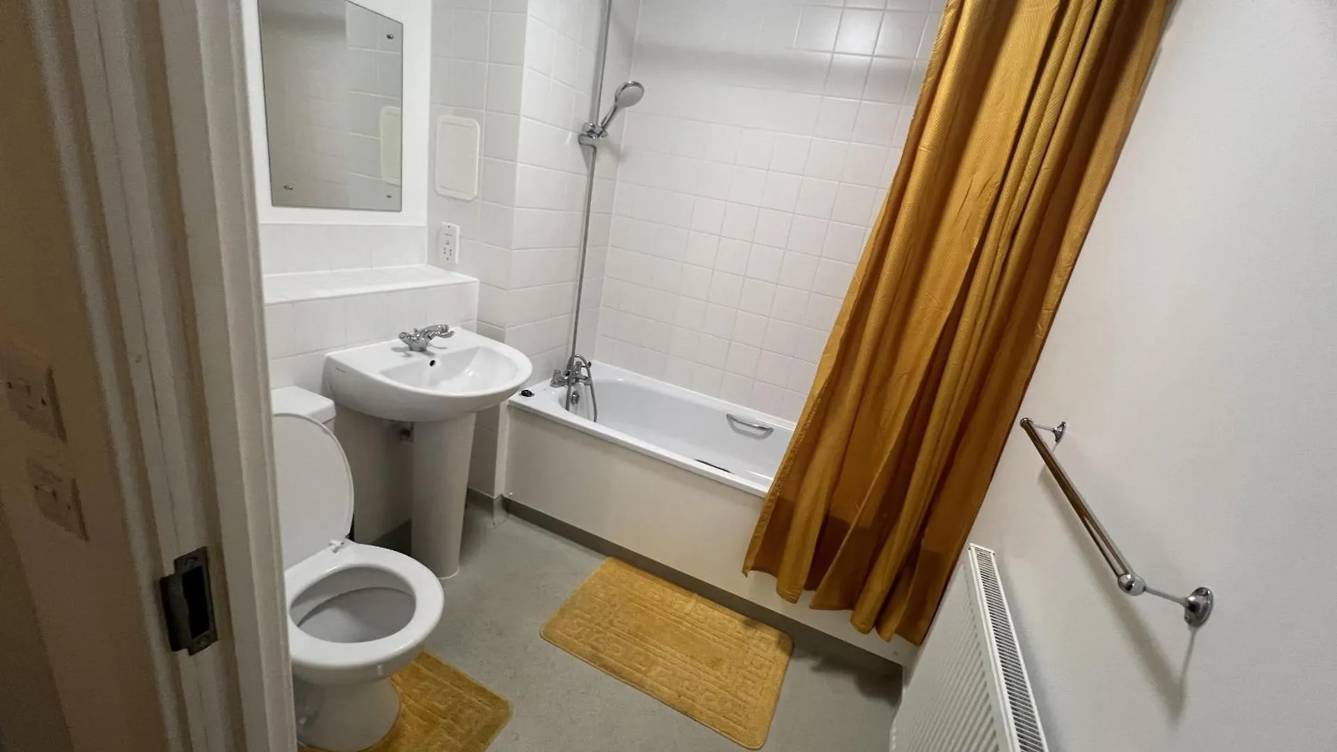 Remarkable 1-Bed Apartment In London With Balcony